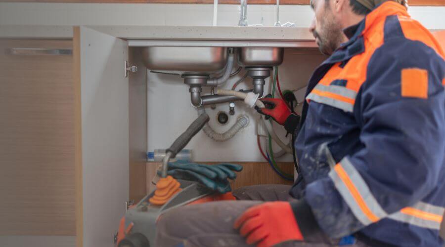 Professional slab leak plumber services in Lyons, SD